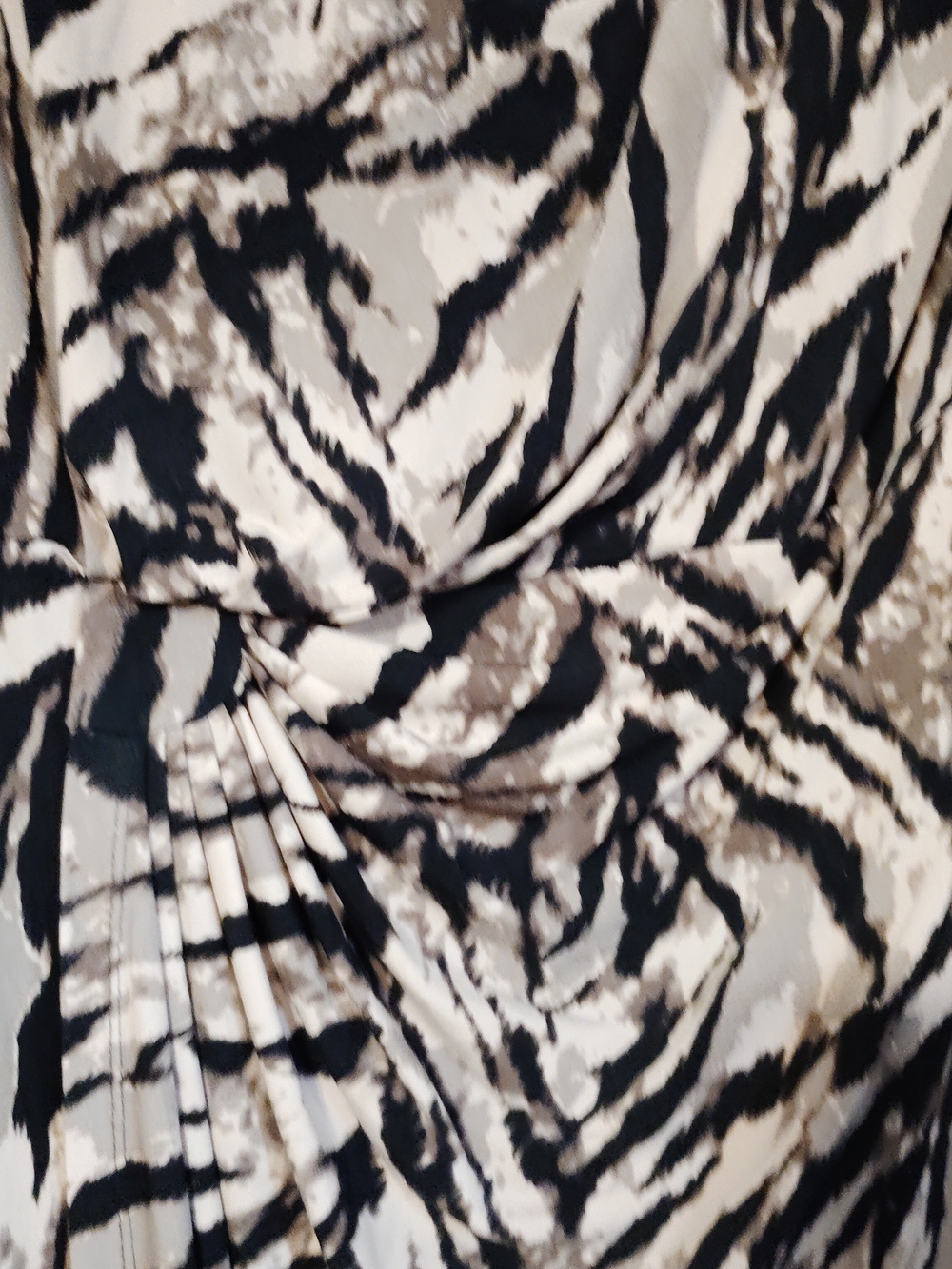 Black and Tan Dress with side rushing - Picture 3 of 5
